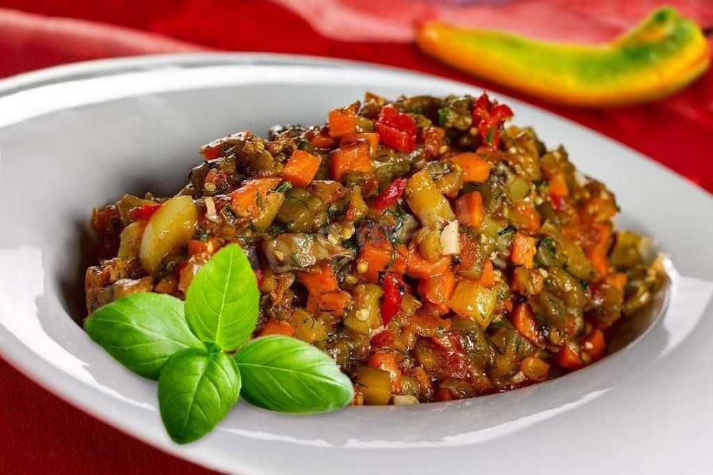 Баклажанная икра — 9 самых вкусных рецептов на зиму