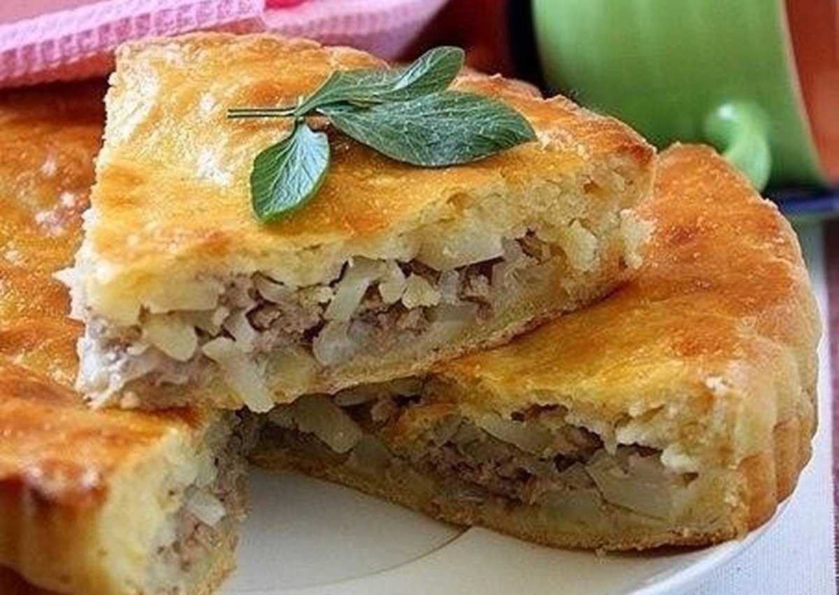 Пирог с мясом и картошкой песочное тесто. Хуплу Чувашское. Пирог хуплу. Хуплу Чувашское блюдо. Пирог с мясом и картошкой.