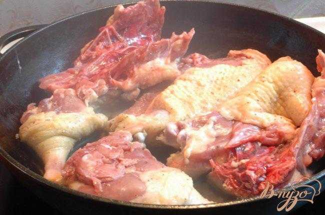 Сочная утка, фаршированная квашенной капустой (запеченная в духовке)