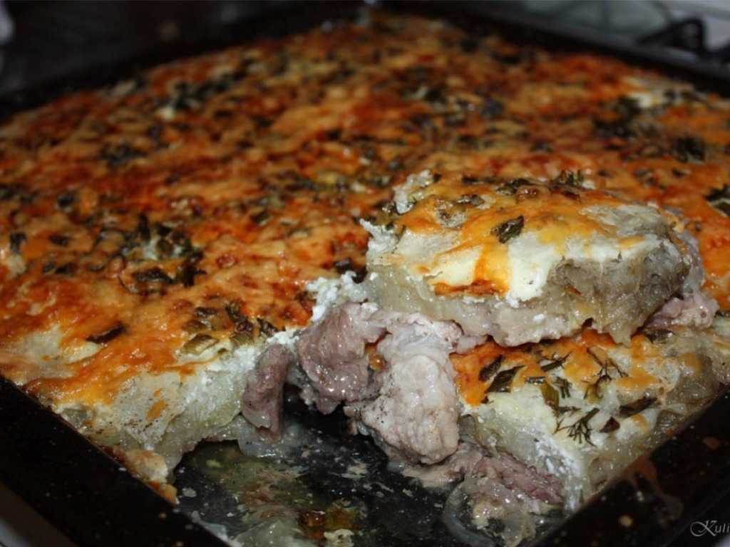 Свинина под шубой в духовке - классический рецепт с пошаговыми фото
