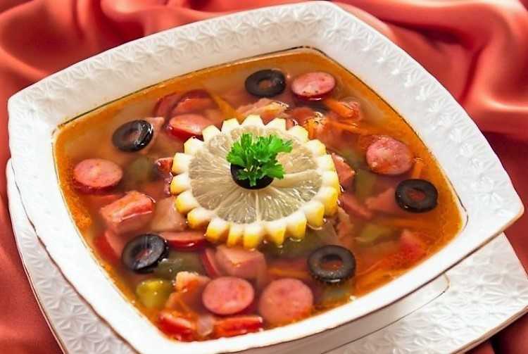 Солянка сборная мясная, классическая: пошаговые рецепты с фото