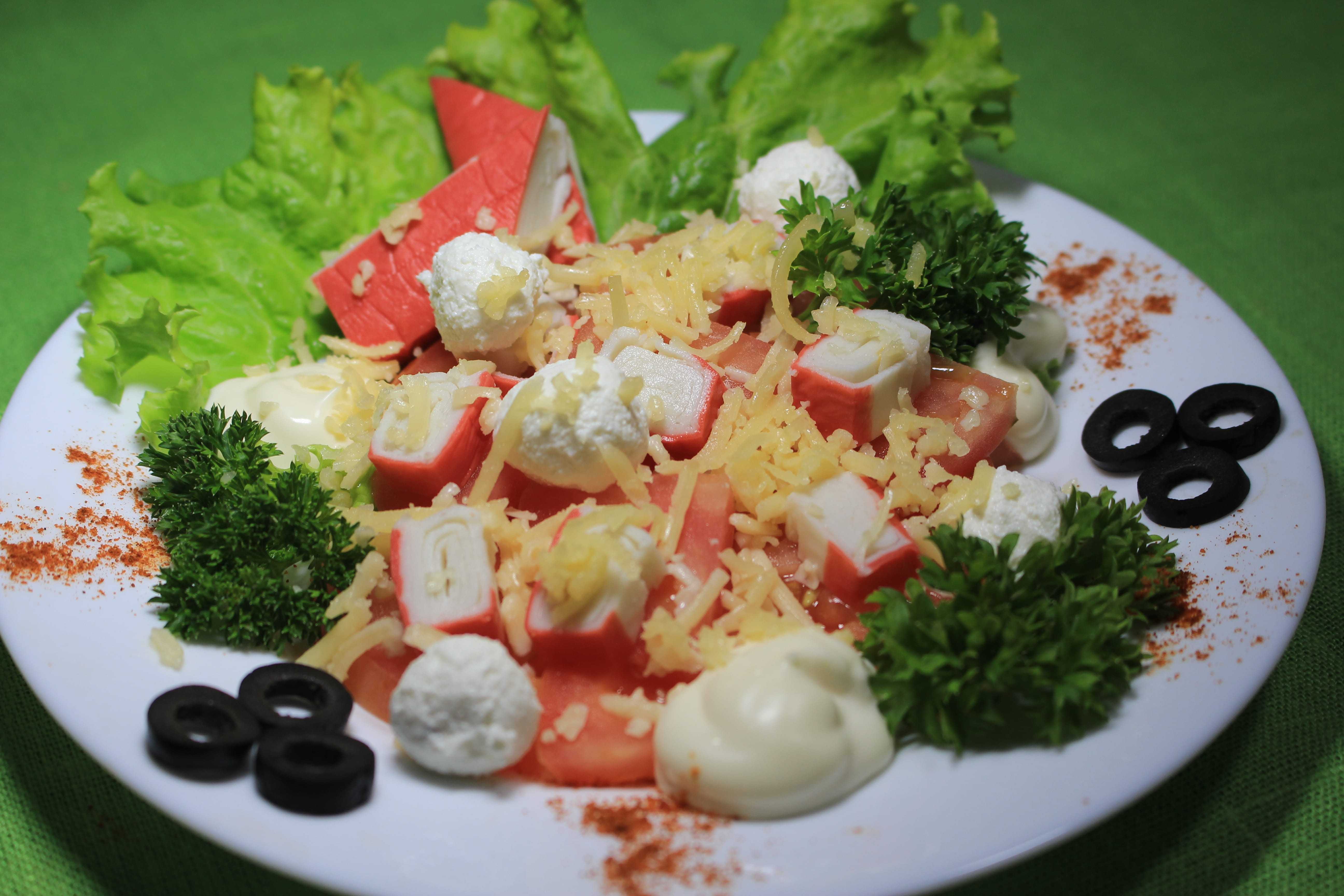 Салат с красной фасолью с помидорами - просто и вкусно