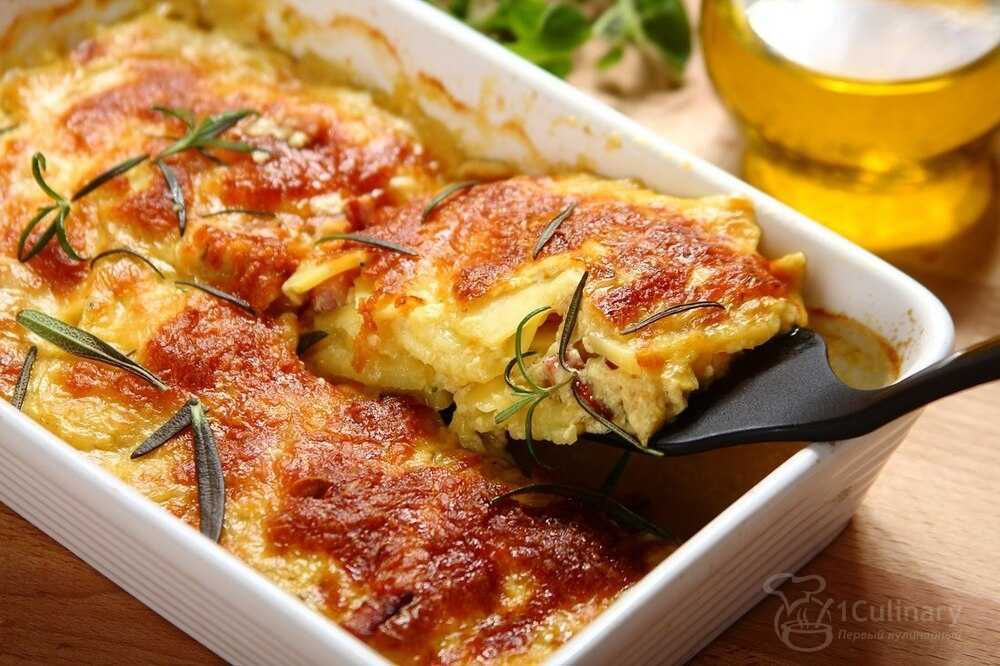 Картофель запечённый в духовке с беконом — самый вкусный рецепт приготовления