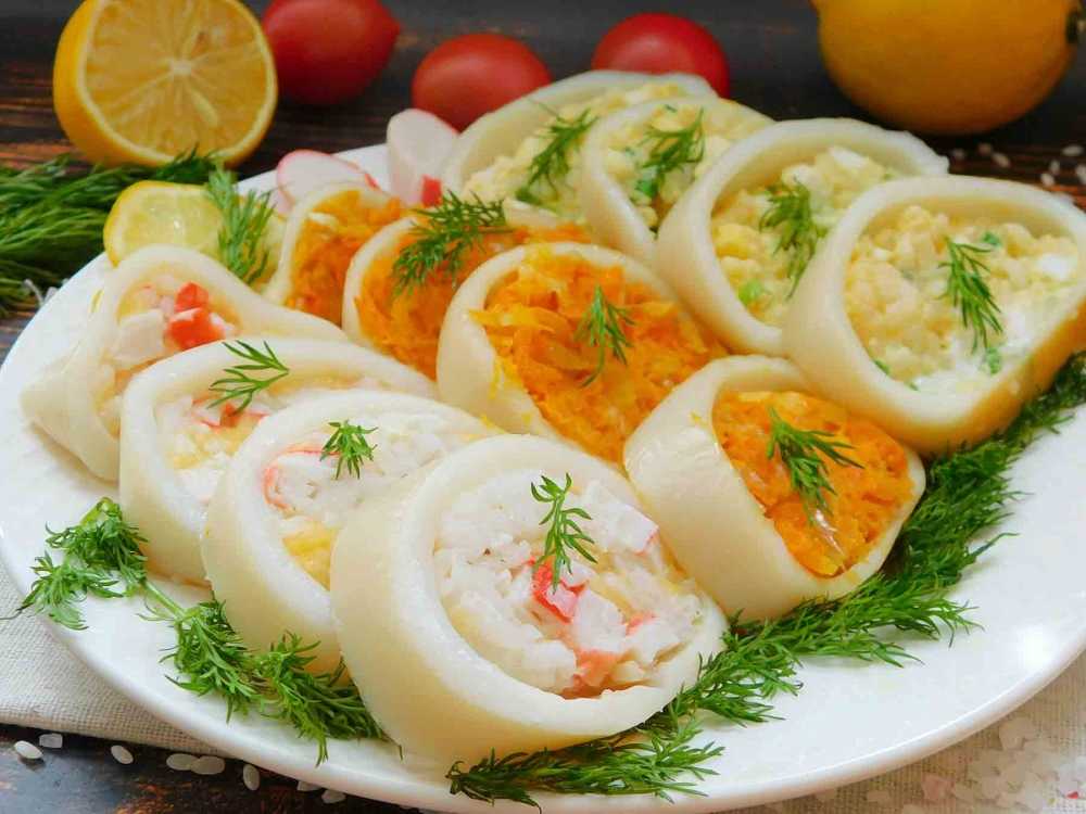 Кальмары вкусно. Кальмар фаршированный моцареллой. Кальмар фаршированный лангустинами. Бейби кальмар фаршированный. Кальмар фаршированный Самбери