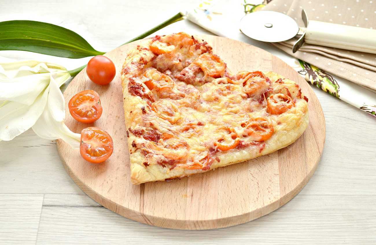 рецепт домашней пиццы в духовке с колбасой и сыром с домашним тестом фото 100