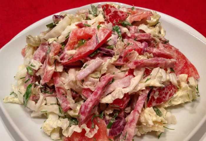 Восточный салат с мясом – кулинарная классика