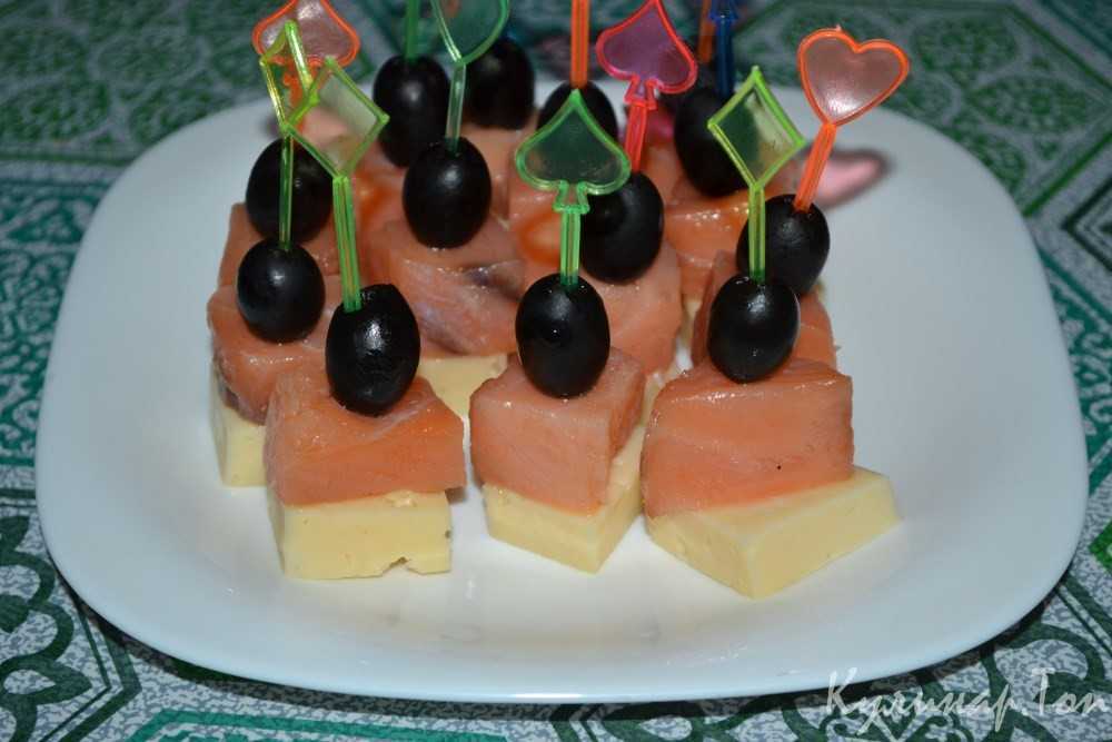 Фото канапе с сыром и виноградом рецепты с фото