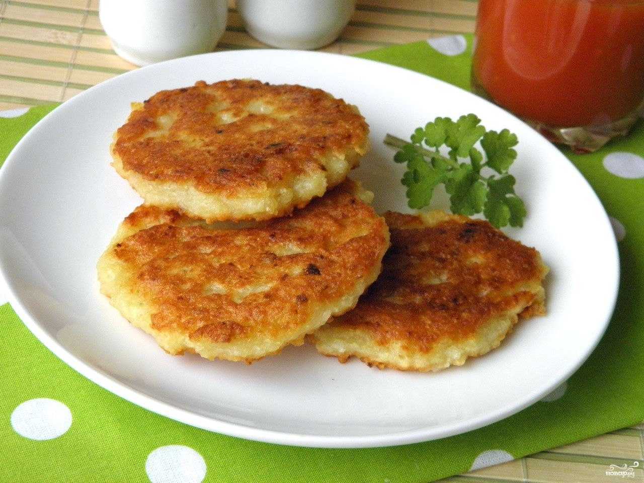 Картофельные драники, жареные на сковороде — 8 пошаговых рецептов