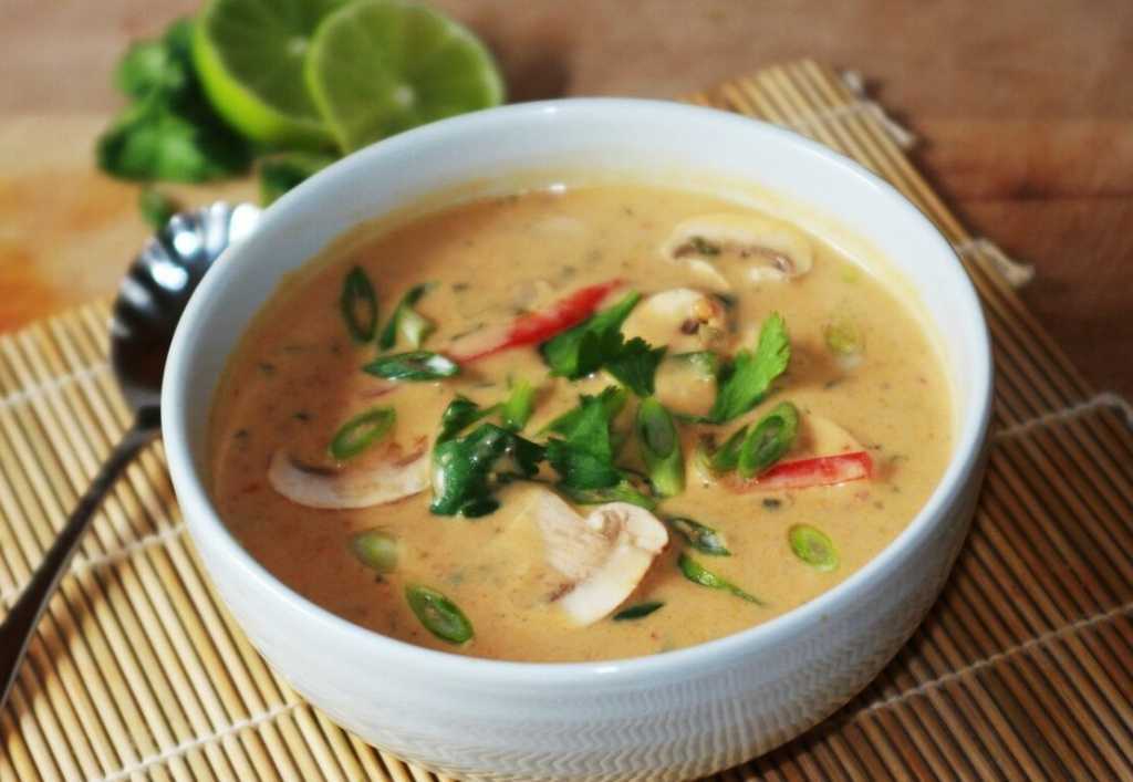 Тыквенный суп-пюре с креветками – вкусный и ароматный: рецепты, особенности приготовления