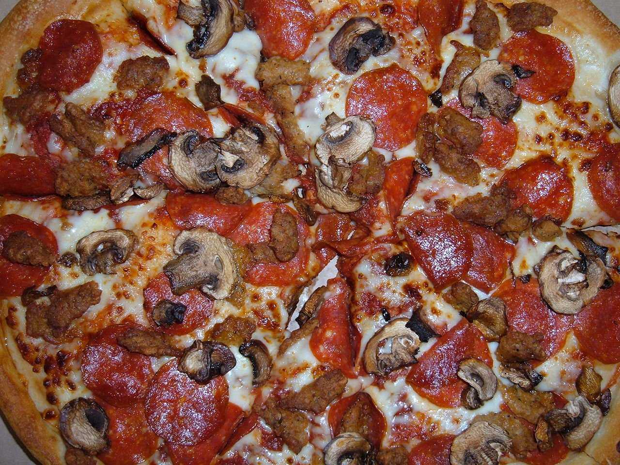 пицца рецепт приготовления с колбасой с сыром помидорами и фото 99